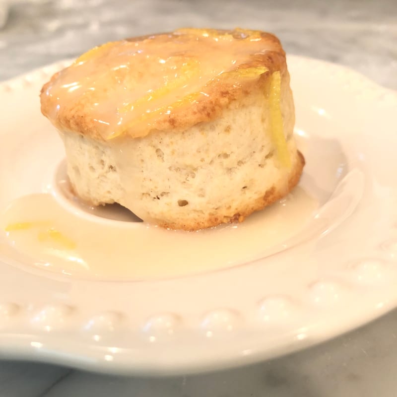 Biscuit with Lemon Drizzle